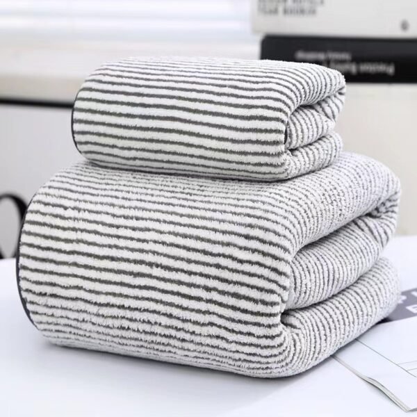 Thick Bamboo Charcoal Fiber Coral Fleece Towels Suit - Image 4